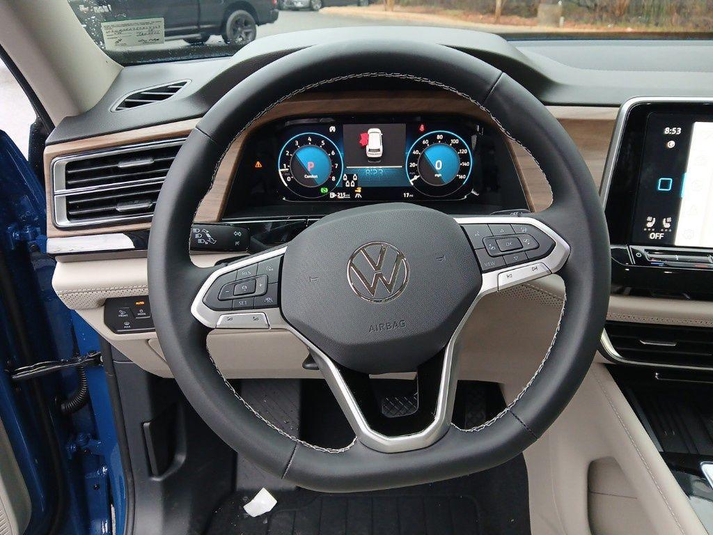 new 2025 Volkswagen Atlas car, priced at $44,593
