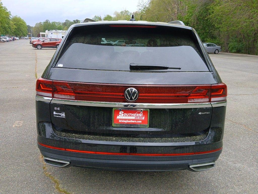 new 2025 Volkswagen Atlas car, priced at $38,198