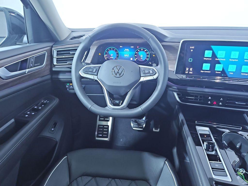 new 2026 Volkswagen Atlas car, priced at $56,198