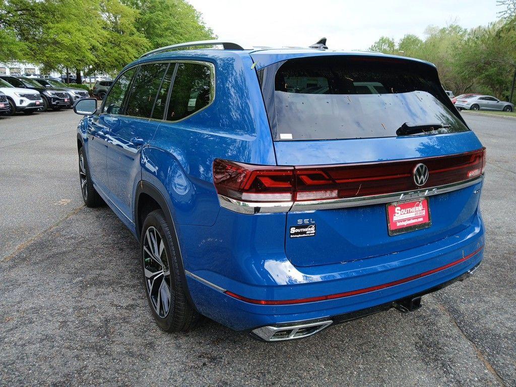 new 2025 Volkswagen Atlas car, priced at $52,825