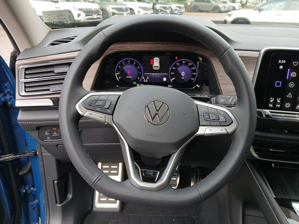 new 2025 Volkswagen Atlas car, priced at $52,825