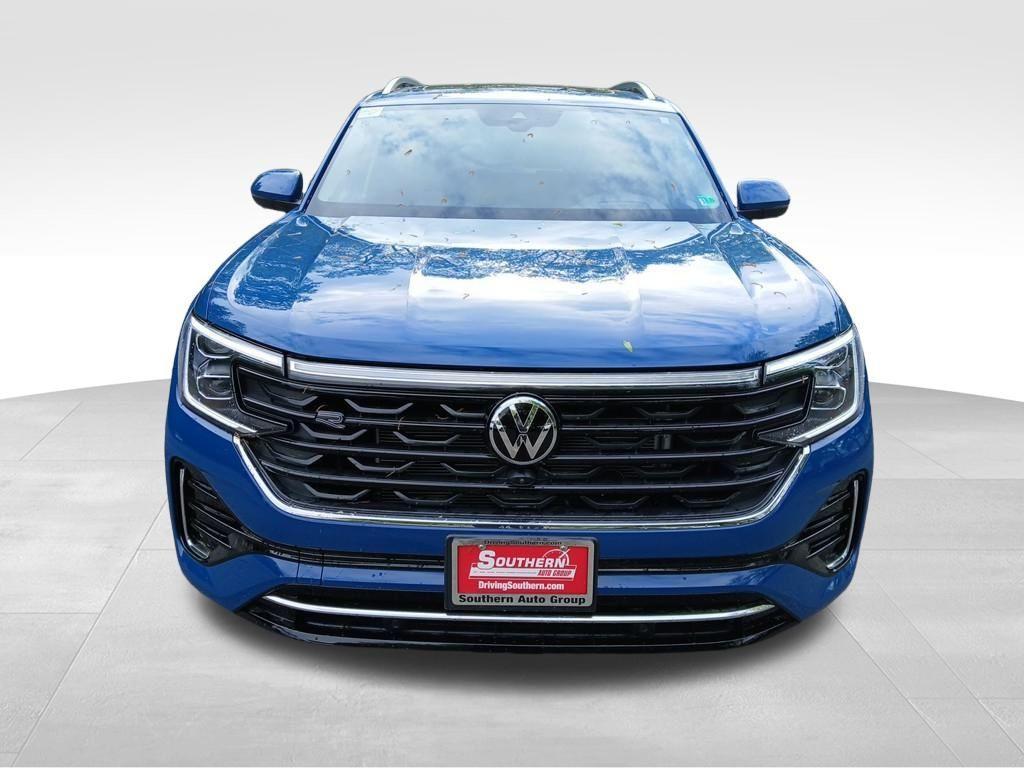 new 2025 Volkswagen Atlas car, priced at $53,325