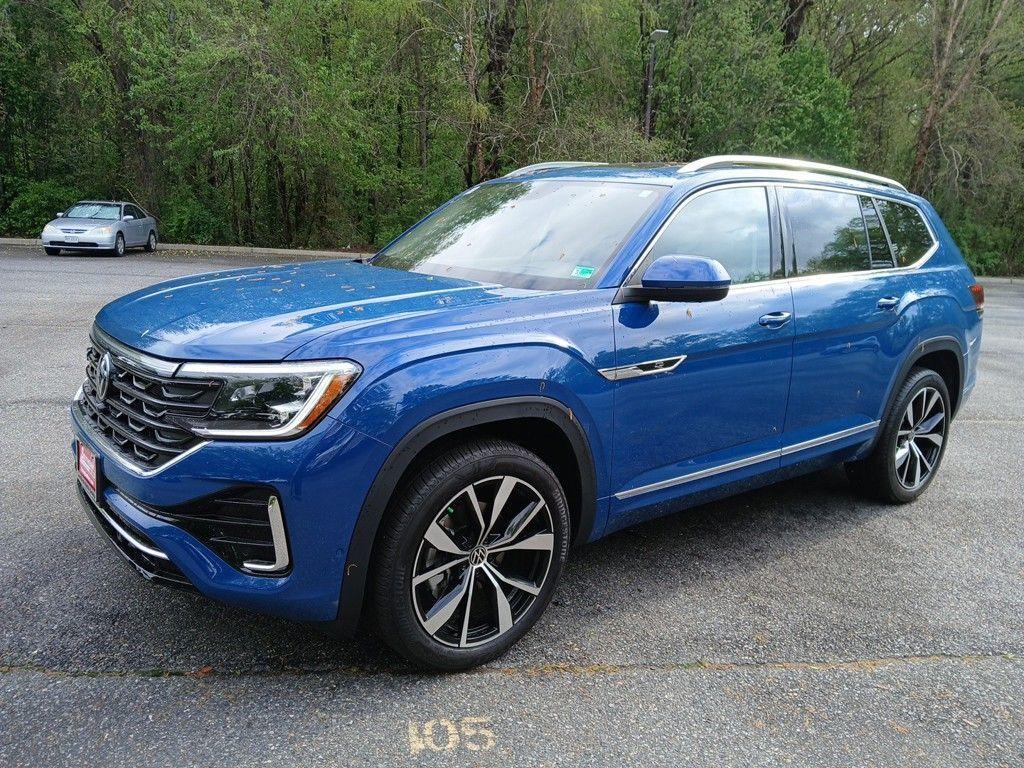new 2025 Volkswagen Atlas car, priced at $52,825