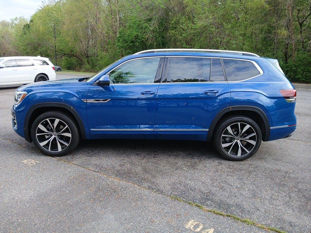 new 2025 Volkswagen Atlas car, priced at $52,825