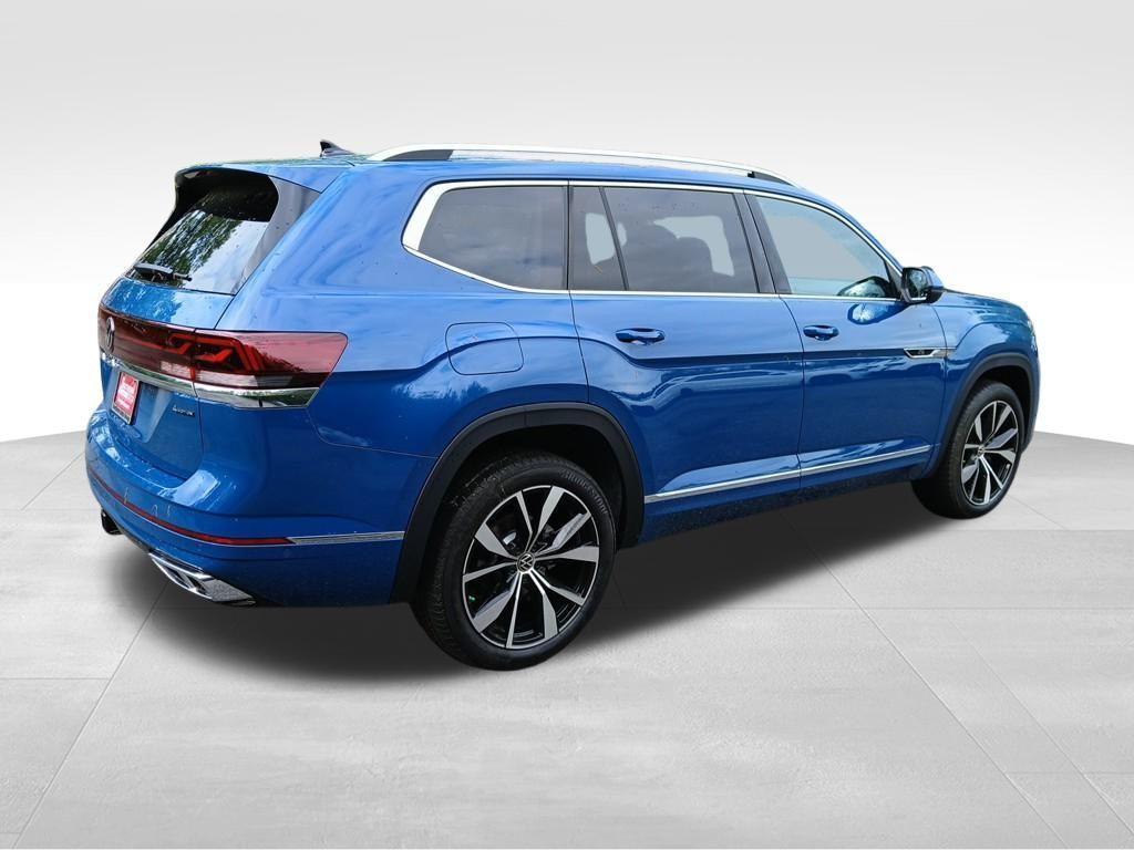 new 2025 Volkswagen Atlas car, priced at $51,825
