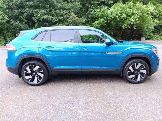 new 2024 Volkswagen Atlas Cross Sport car, priced at $39,750