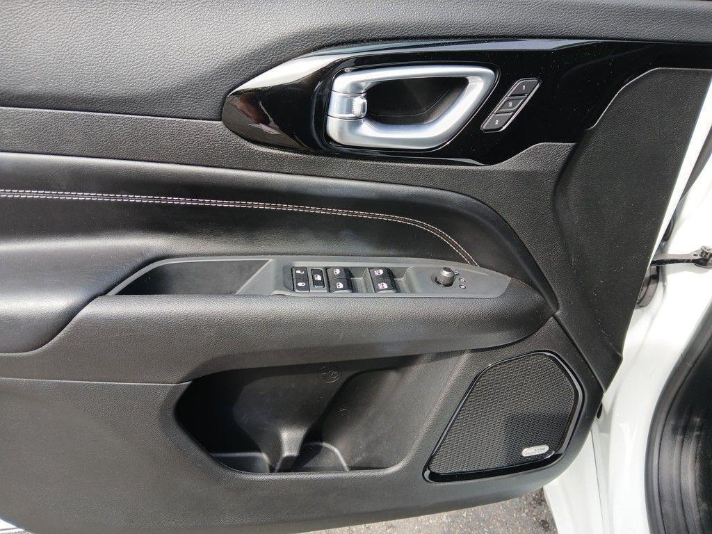 used 2023 Jeep Compass car, priced at $28,505
