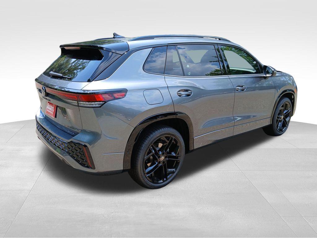 new 2025 Volkswagen Tiguan car, priced at $37,372