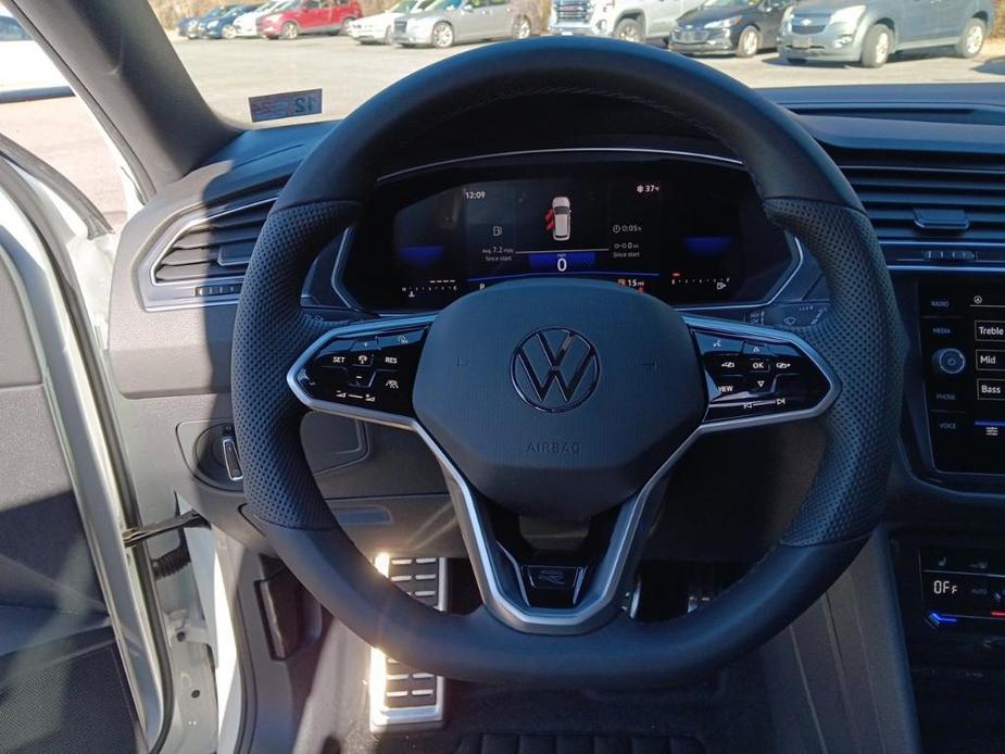new 2024 Volkswagen Tiguan car, priced at $34,183