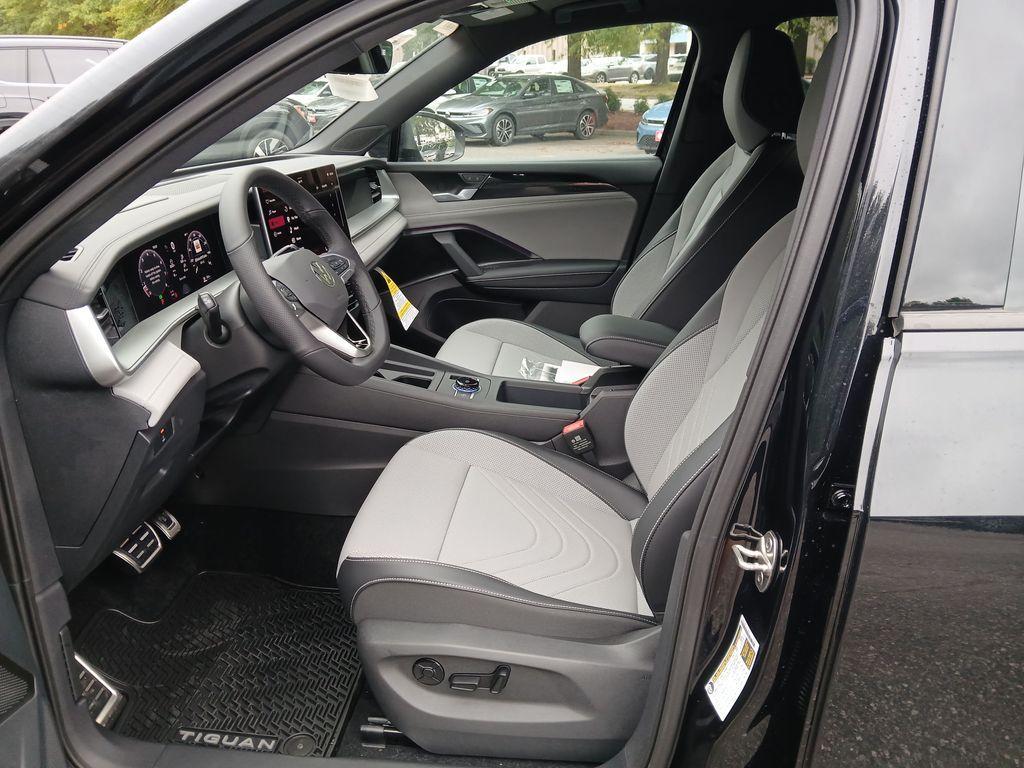 new 2026 Volkswagen Tiguan car, priced at $39,837