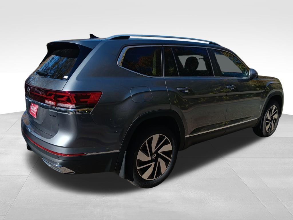 new 2025 Volkswagen Atlas car, priced at $48,200