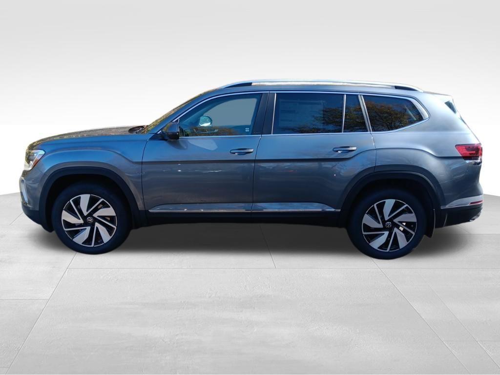 new 2025 Volkswagen Atlas car, priced at $48,200