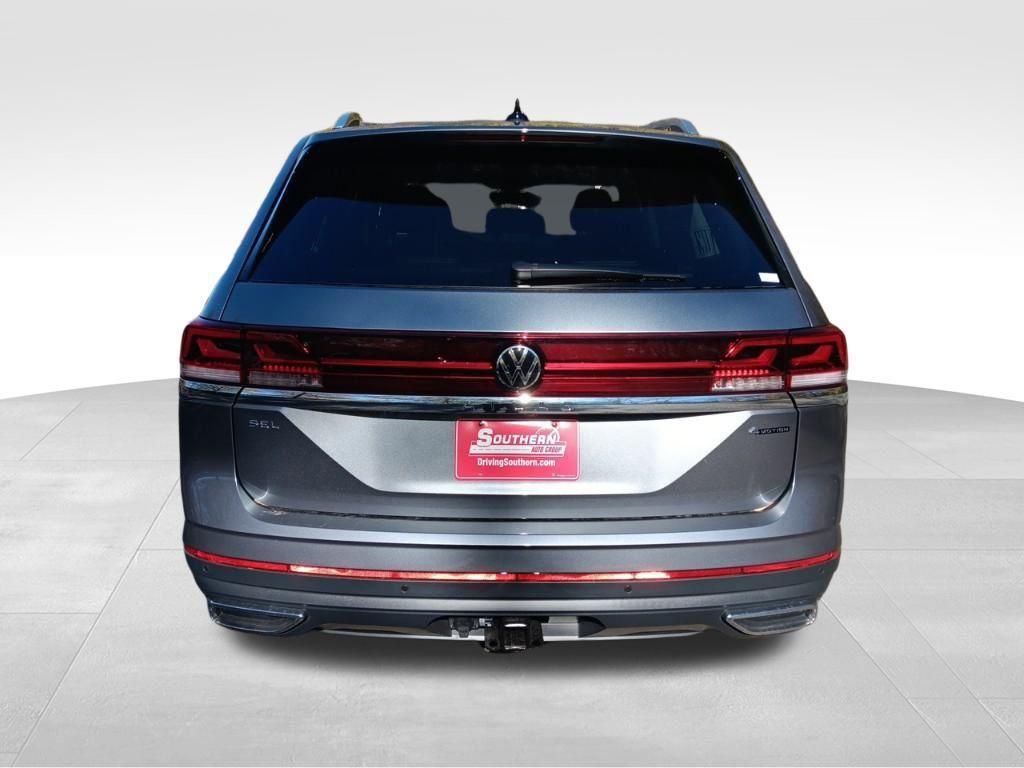 new 2025 Volkswagen Atlas car, priced at $48,200