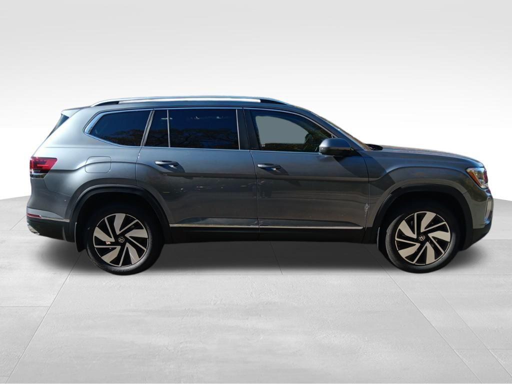 new 2025 Volkswagen Atlas car, priced at $48,200