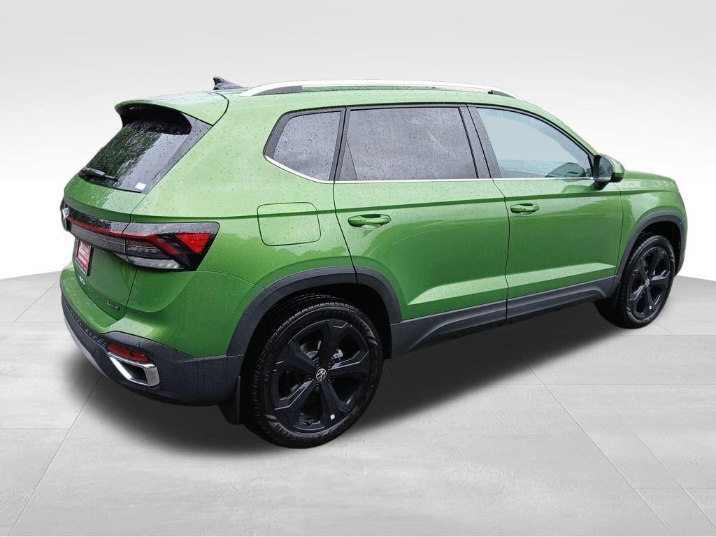 new 2025 Volkswagen Taos car, priced at $37,014