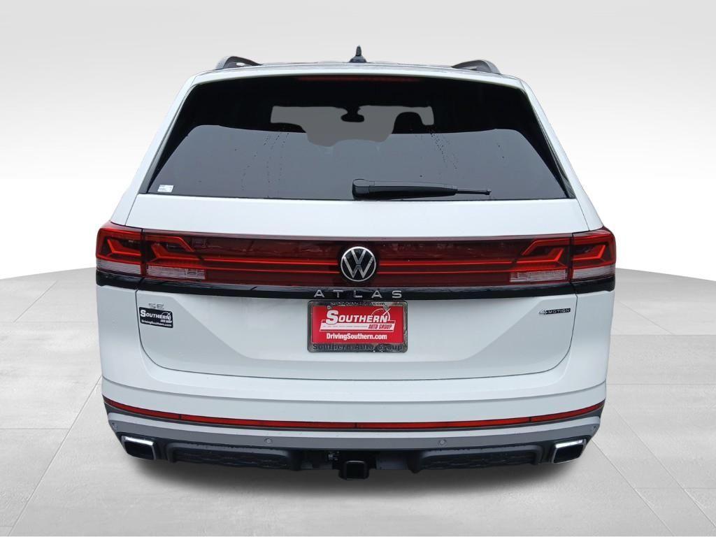 new 2025 Volkswagen Atlas car, priced at $42,534