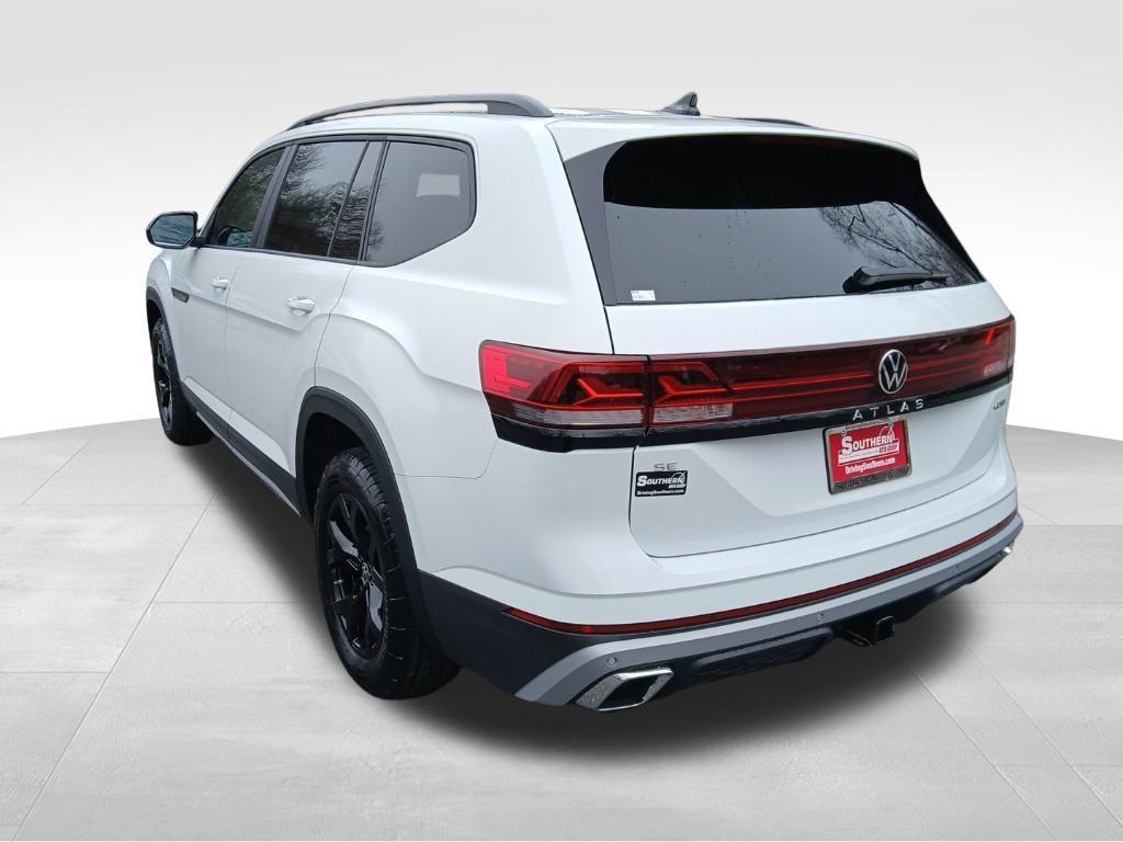 new 2025 Volkswagen Atlas car, priced at $42,534