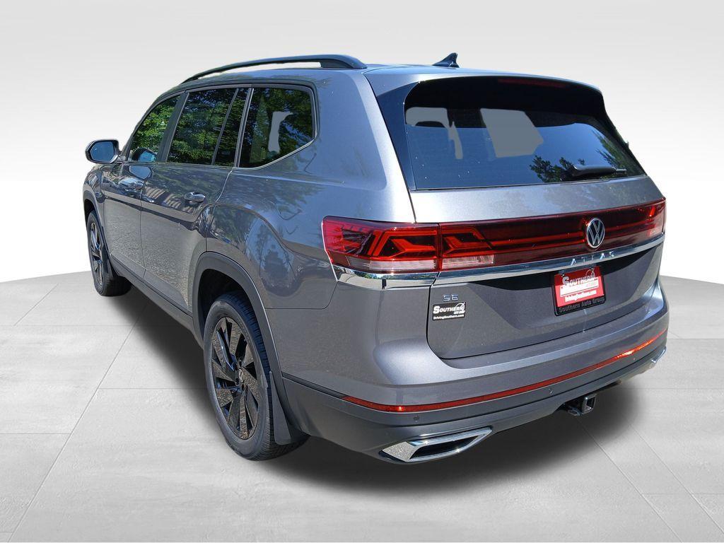 new 2025 Volkswagen Atlas car, priced at $40,061