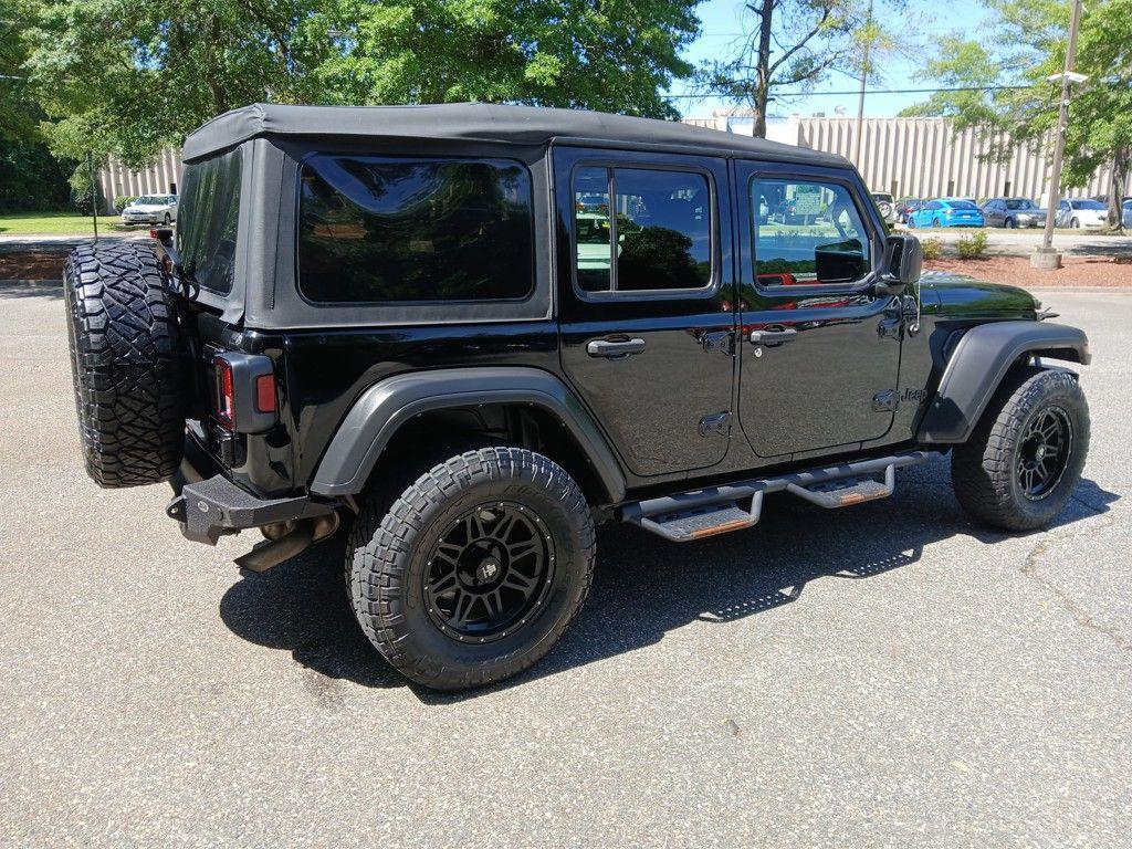 used 2022 Jeep Wrangler Unlimited car, priced at $32,000