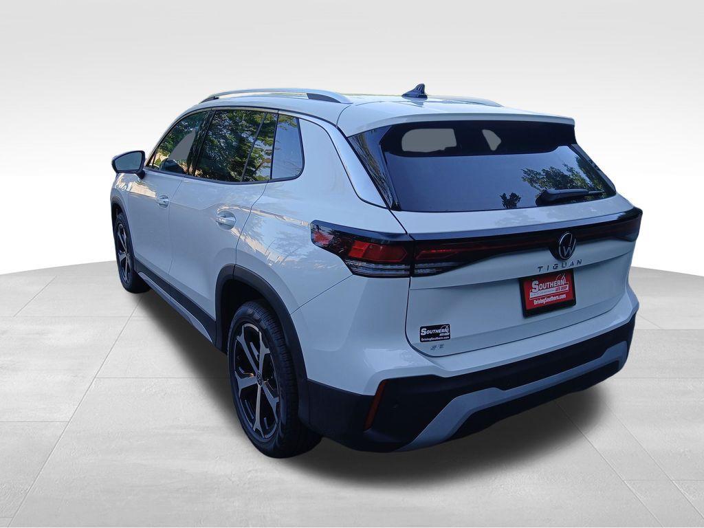 new 2025 Volkswagen Tiguan car, priced at $31,334