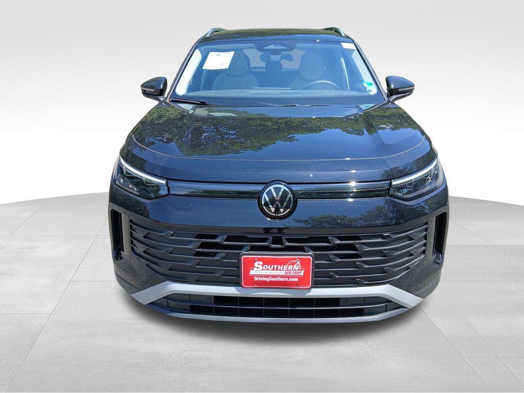 new 2025 Volkswagen Tiguan car, priced at $31,334