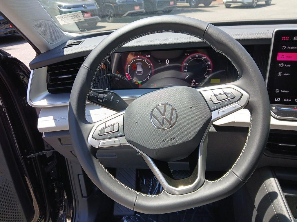 new 2025 Volkswagen Tiguan car, priced at $31,334