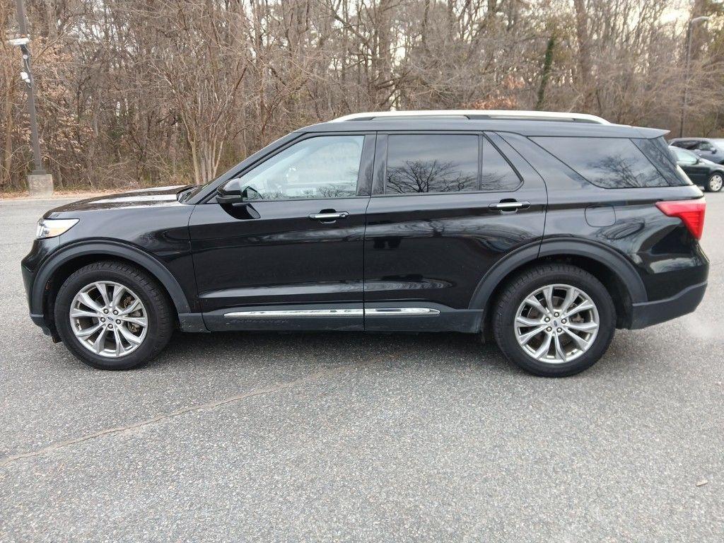 used 2022 Ford Explorer car, priced at $27,000