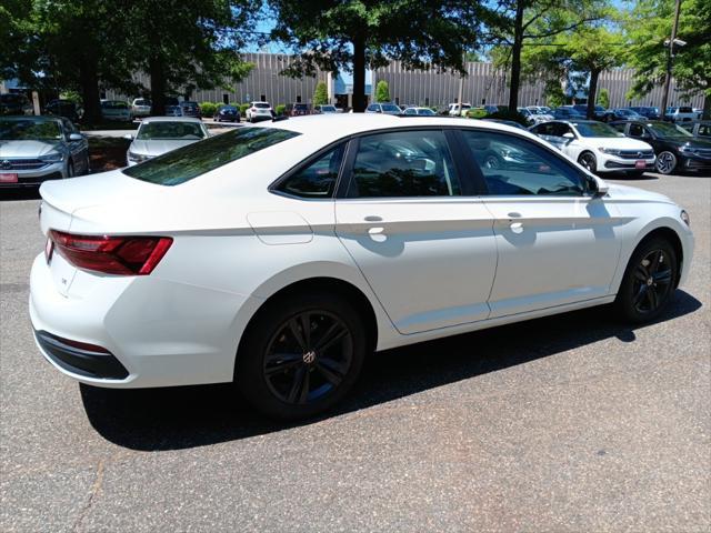 new 2024 Volkswagen Jetta car, priced at $24,684