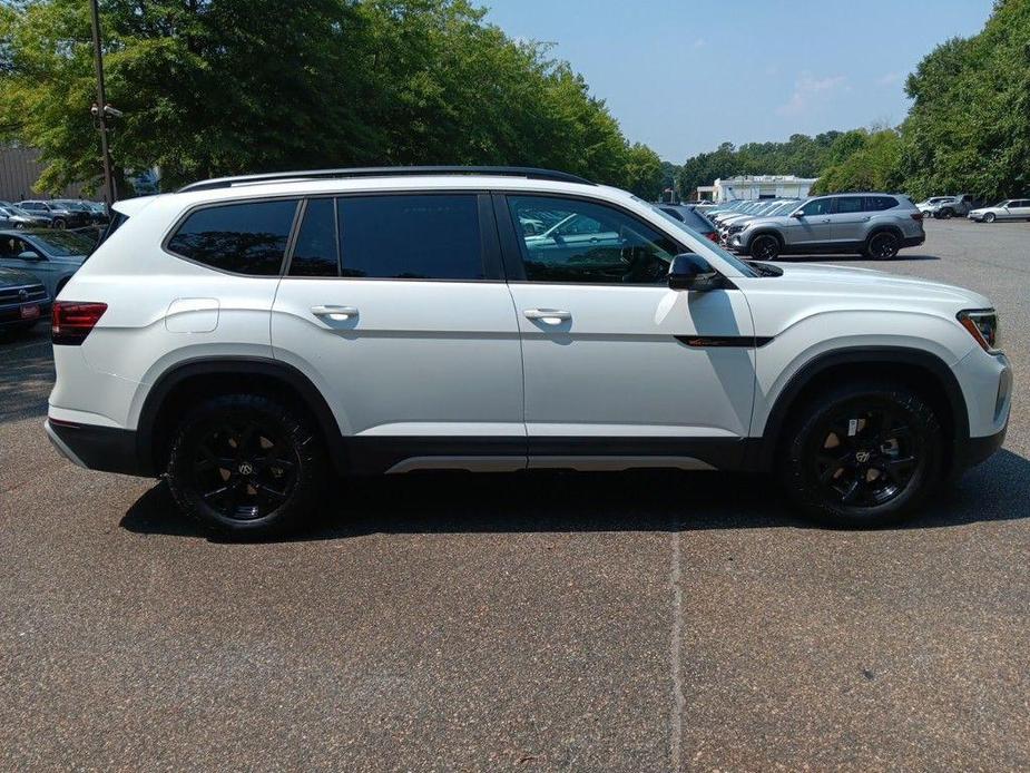 new 2024 Volkswagen Atlas car, priced at $47,907