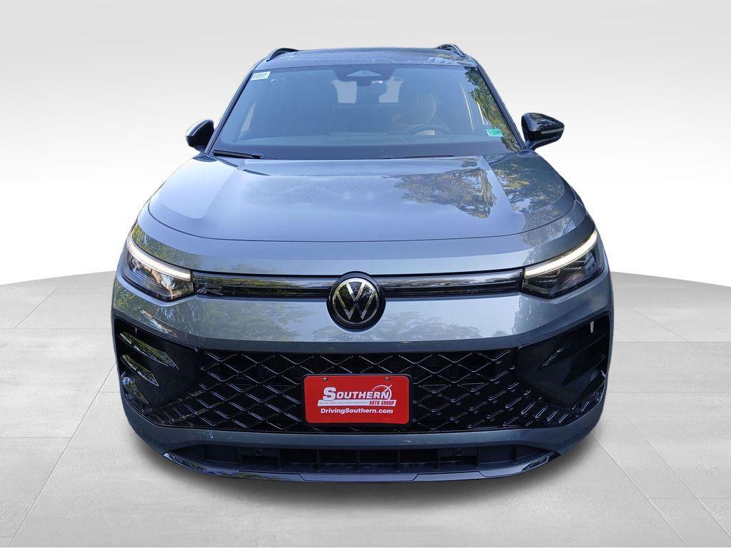 new 2025 Volkswagen Tiguan car, priced at $36,126