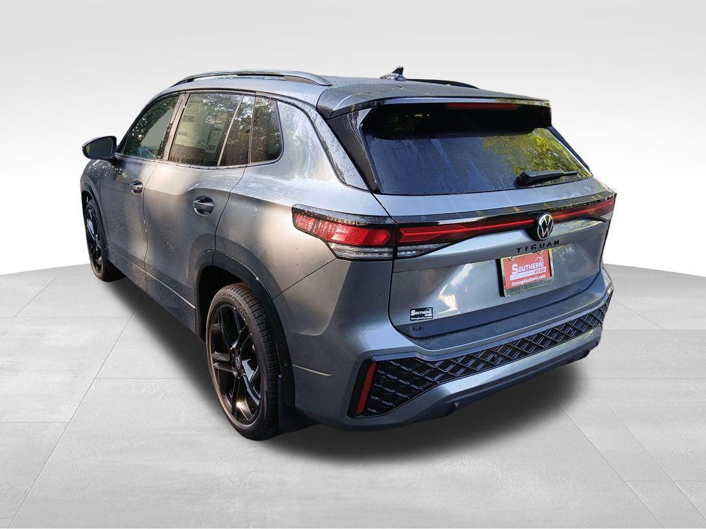new 2025 Volkswagen Tiguan car, priced at $36,126