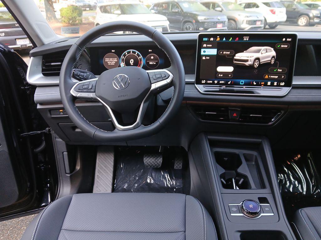 new 2025 Volkswagen Tiguan car, priced at $31,839
