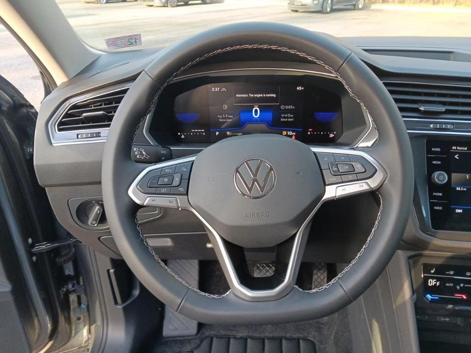 new 2024 Volkswagen Tiguan car, priced at $33,216