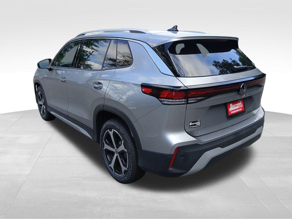 new 2025 Volkswagen Tiguan car, priced at $32,884