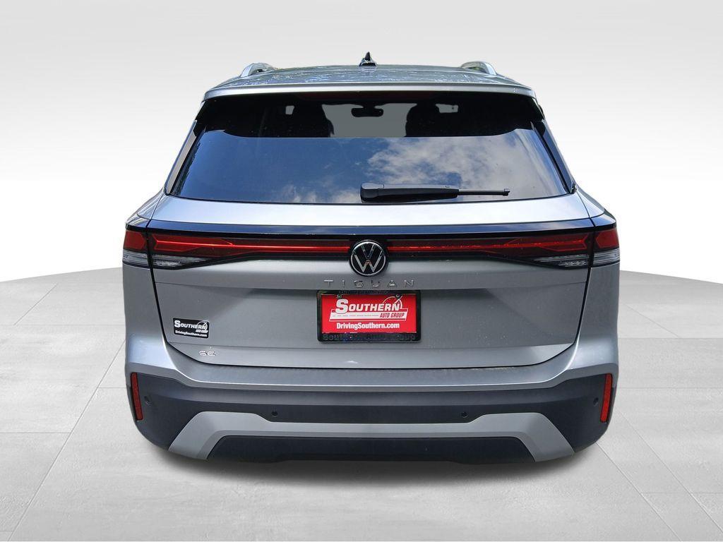 new 2025 Volkswagen Tiguan car, priced at $32,884