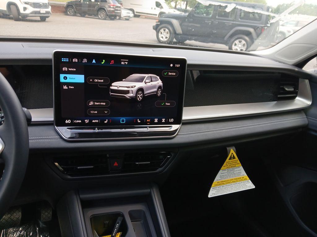new 2025 Volkswagen Tiguan car, priced at $32,134