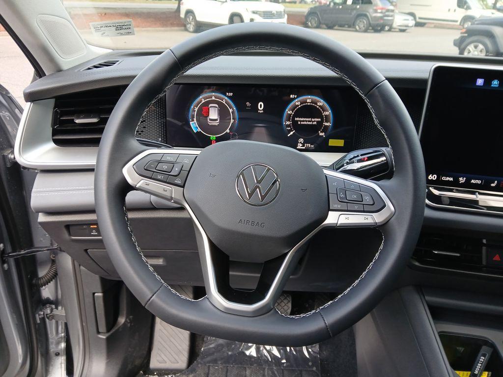 new 2025 Volkswagen Tiguan car, priced at $32,884