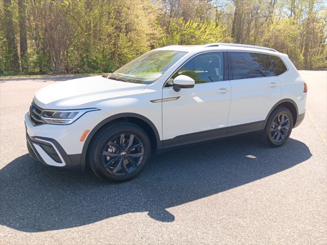 new 2024 Volkswagen Tiguan car, priced at $30,500