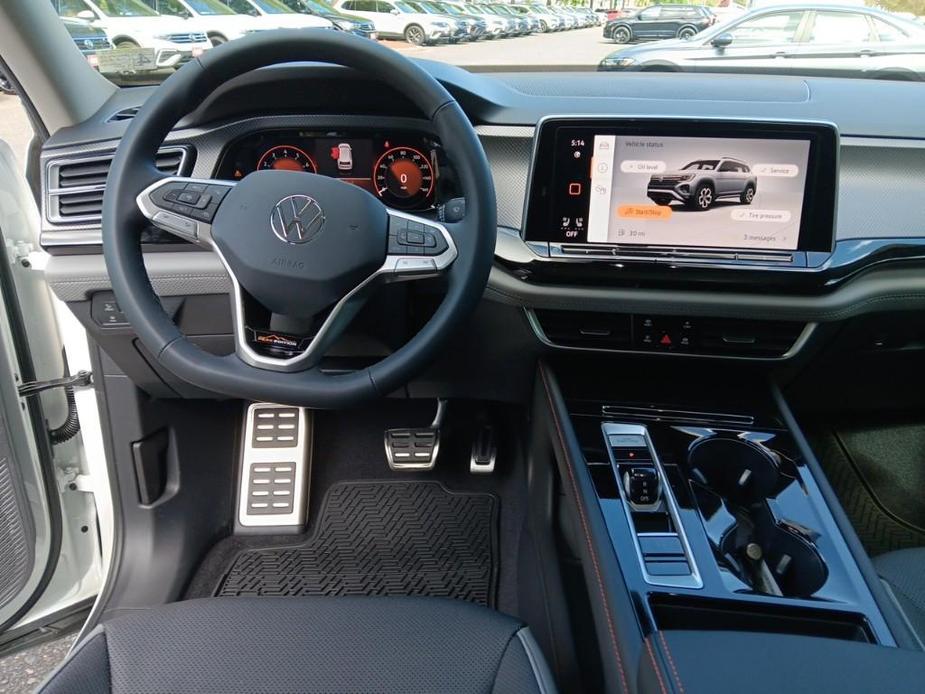 new 2024 Volkswagen Atlas car, priced at $49,255