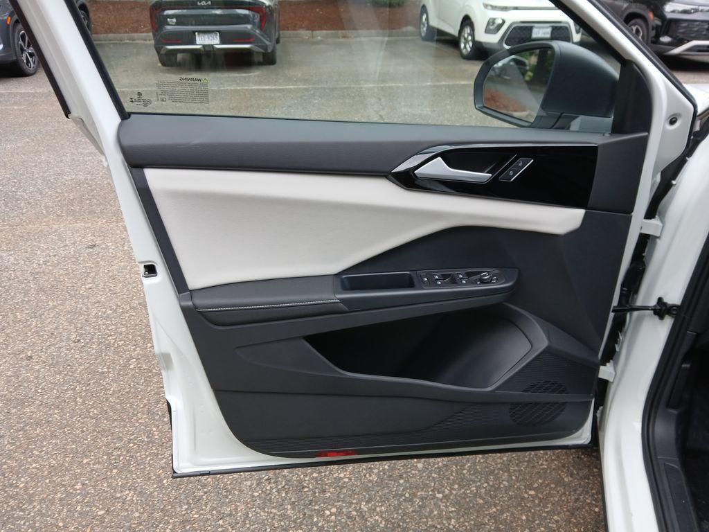 new 2025 Volkswagen Taos car, priced at $26,790