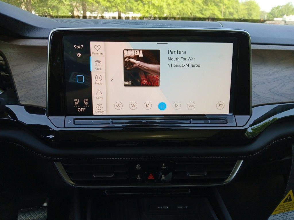 new 2025 Volkswagen Atlas car, priced at $41,380