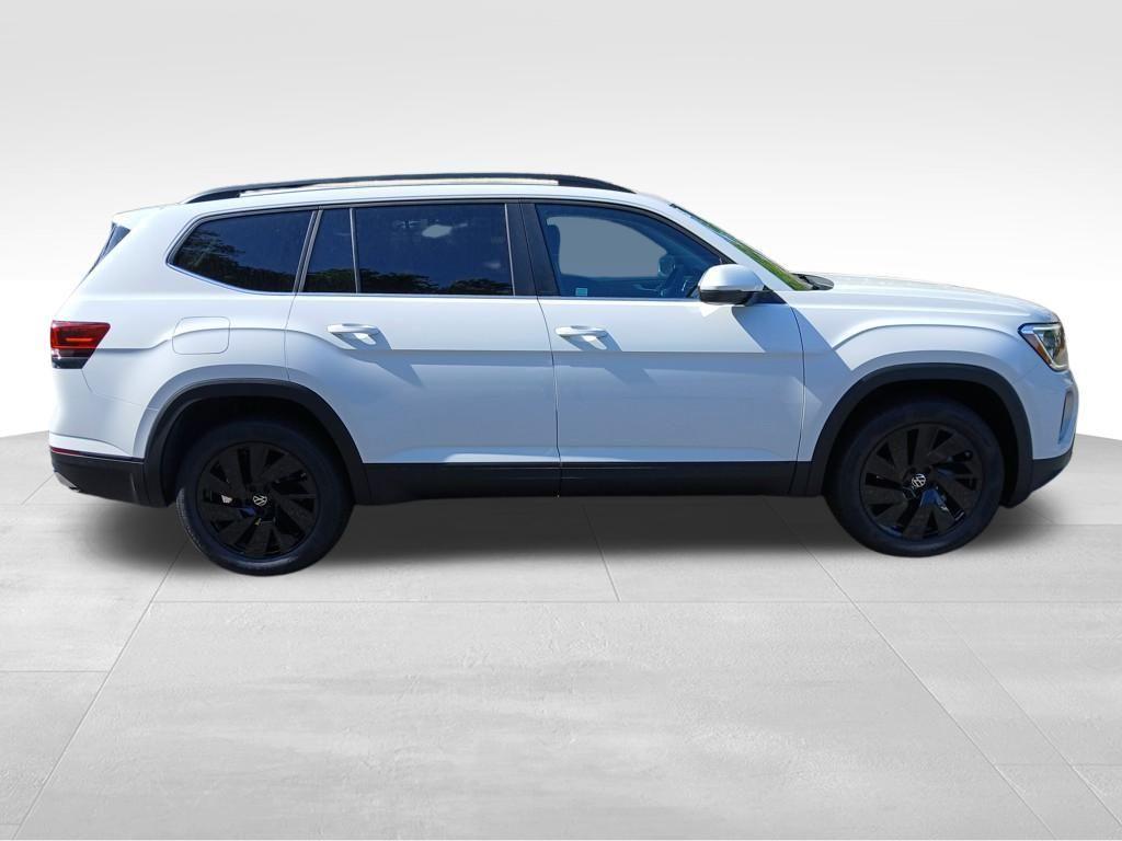 new 2025 Volkswagen Atlas car, priced at $41,380
