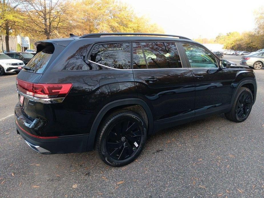 new 2025 Volkswagen Atlas car, priced at $44,925