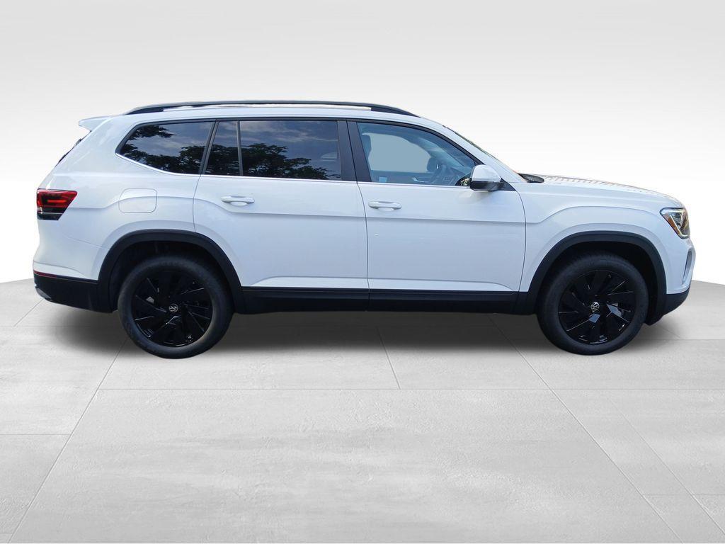 new 2025 Volkswagen Atlas car, priced at $40,469