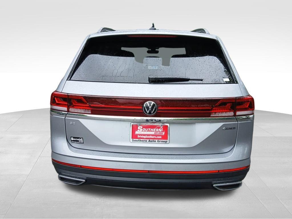 new 2025 Volkswagen Atlas car, priced at $39,994