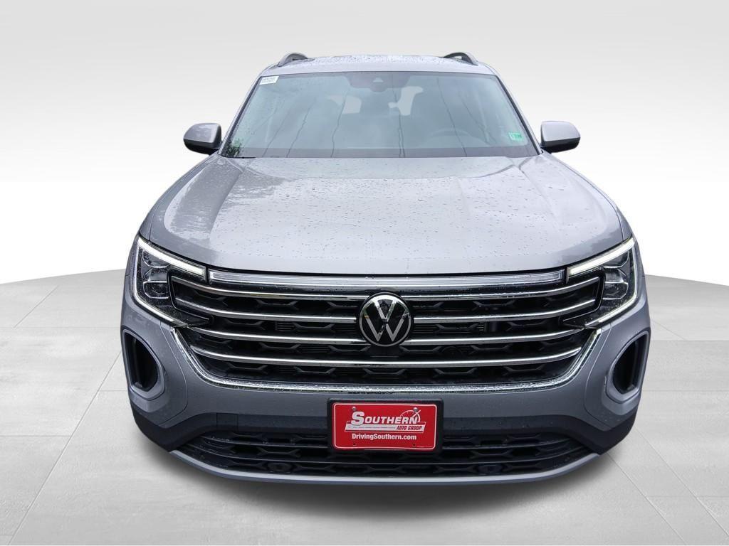 new 2025 Volkswagen Atlas car, priced at $39,994