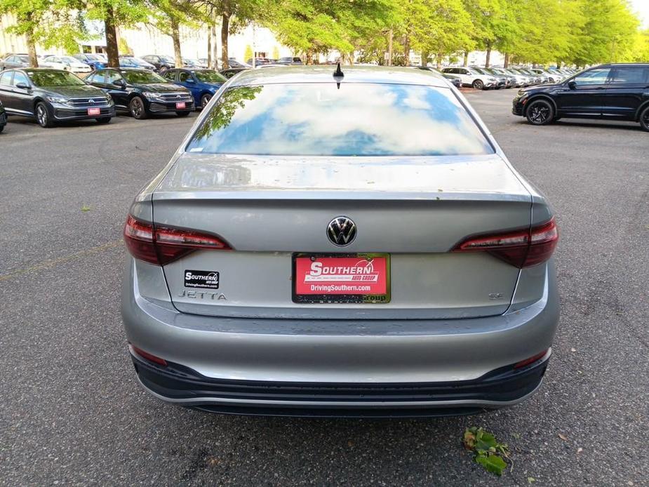 new 2024 Volkswagen Jetta car, priced at $25,254