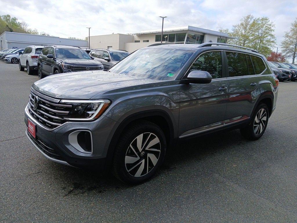 new 2025 Volkswagen Atlas car, priced at $46,656