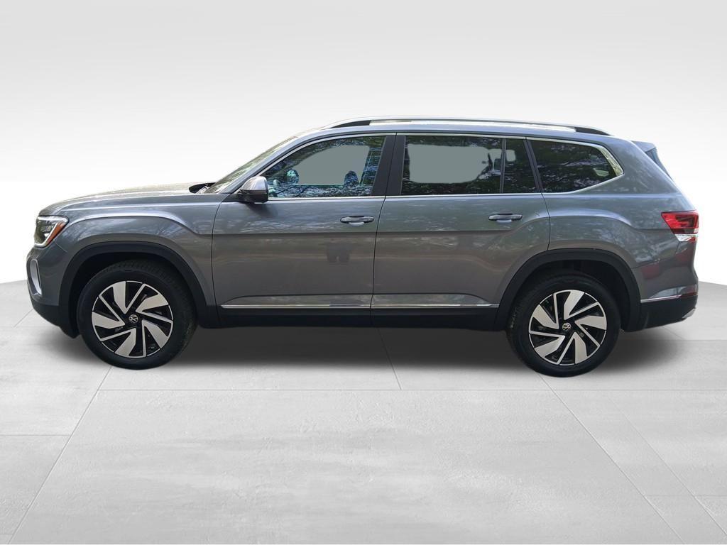 new 2025 Volkswagen Atlas car, priced at $47,156