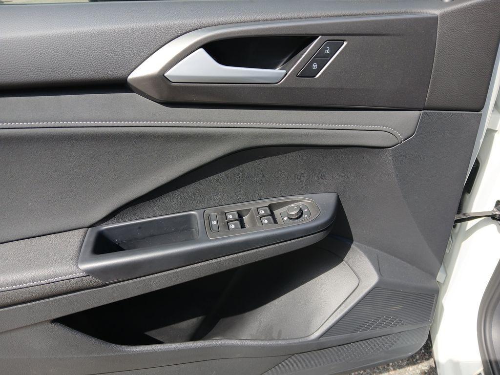 new 2025 Volkswagen Taos car, priced at $30,116